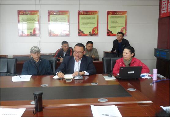 保山移动综合部副总杨涛在培训中宣贯省移动对车辆治理的有关要求事项。